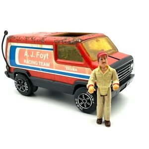 Vintage 1979 Tonka AJ Foyt Racing Team Van with Figure